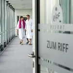 度假村 Riff