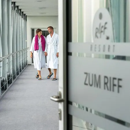 Resort Riff